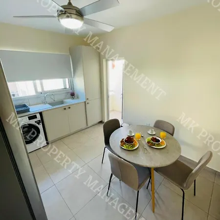 Milos Center Apts No.34 *