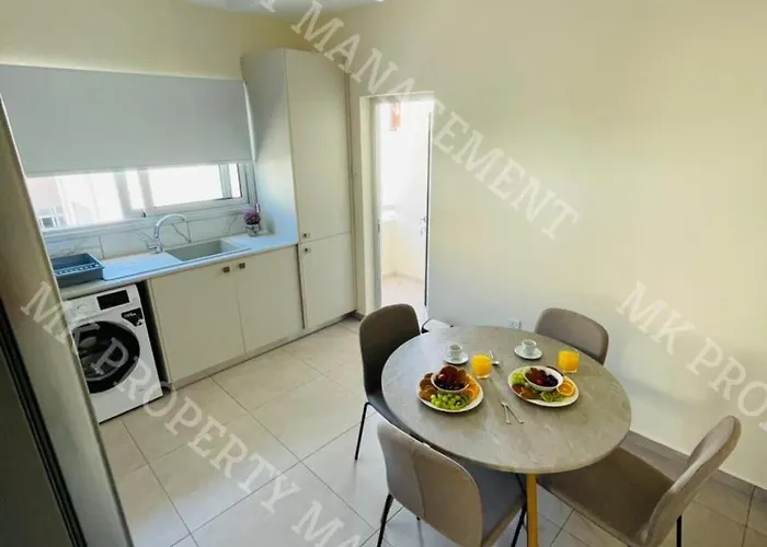 Milos Center Apts No.34 *