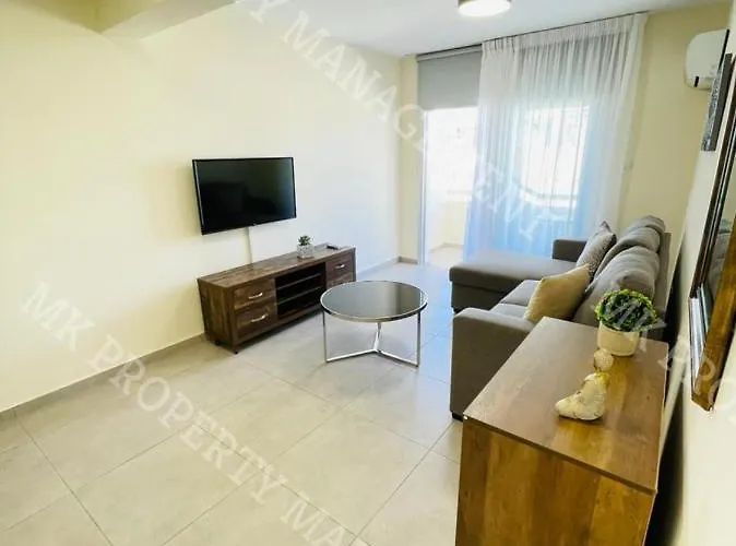 Milos Center Apts No.34 * Larnaca